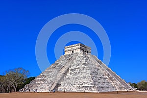 Kukulcan temple in chichenitza, yucatan, mexico XIII photo