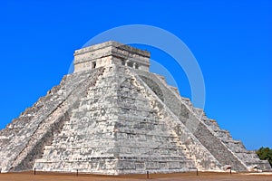 Kukulcan temple in chichenitza, yucatan, mexico V photo
