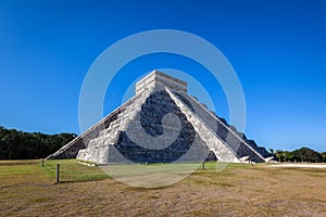 Kukulkan pyramid Chichen Itza