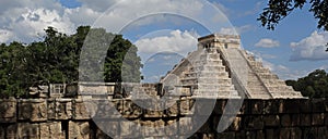 Kukulkan pyramid , Chichen Itza , Mexico