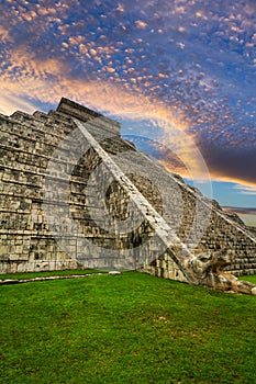 Kukulkan pyramid in Chichen Itza