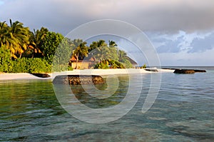 Kuramathi at 2 km (1 mi) long