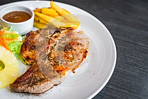 Kurobuta pork chop with vegetable and french fries