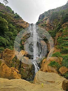 kurudu oya waterfall in nuwaraeliya