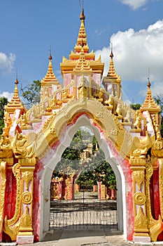 Kuthodaw Pagoda, Mandalay