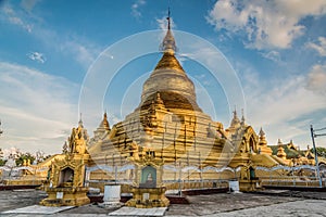 Kuthodaw Pagoda, Mandalay, Myanmar