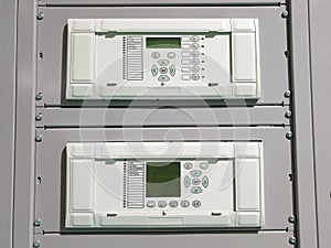 Panel cutout for the flush-mounted protection relay installation