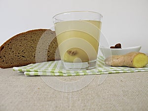 Kvass, bread beer with ginger