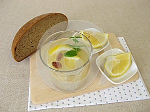Kvass, bread beer with lemon and mint