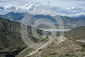 Kyang-la Pass between Nam Tso Lake and  Yamdrok-tso Lake. Damxung County, Lhasa, Tibet