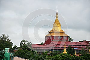 Kyauk Htat Gyi Pagoda in Yangon, Burma.