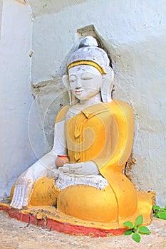 Kyauk Phyu Gyi Pagoda Buddha Image, Nyaungshwe, Myanmar