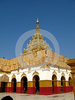 Kyauk Taw Gyi Pagoda, Mandalay, Myanmar