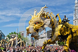 La Machine in Ottawa, Canada 2017 - Kumo and Long Ma