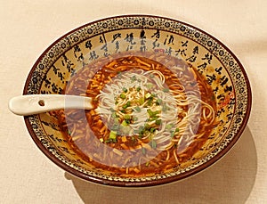 La mian chinese ramen noodle in spicy sauce