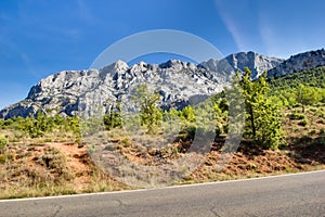 La Montagne Ste. Victoire