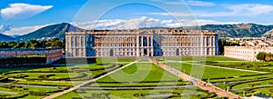 La Reggia di Caserta a 180 con drone