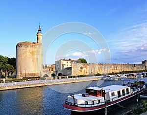 La Torre de Constanza es una fortificaciÃ³n situada en la ciudad amurallada de Aigues-Mortes, Gard, Aigues-Mortes photo