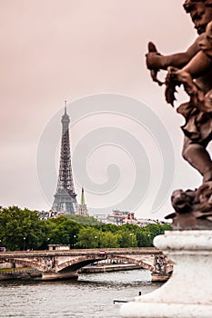 La tour Eiffel, Eiffel tower and Seine river