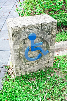 Label sign of cripple
