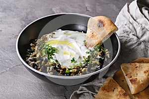 Labneh fresh lebanese cream cheese dip