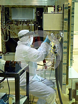 Laboratory Cleanroom Technician