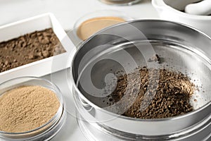 Laboratory equipment for pulverizing and sieving of soil samples