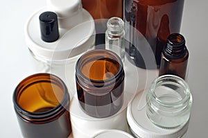 Laboratory glassware, medical and cosmetic jars and bottles