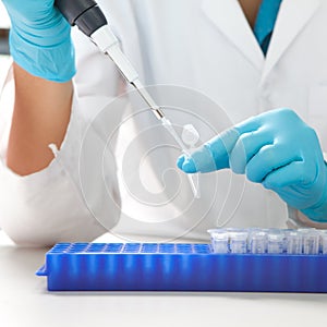 Laboratory micro pipette