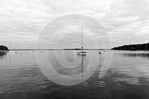 Lacanau lake reflection