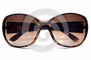 Ladies tortoise shell sunglasses