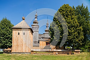 Ladomírovej na Slovensku. Drevený kostol postavený v roku 1742.