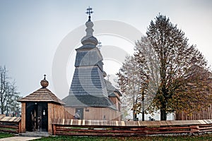 Ladomírova, Artikulární kostel