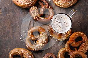 Lager beer with pretzels