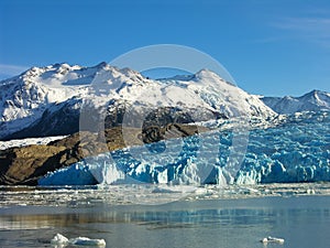 Lago Grey in Torres del Paine photo