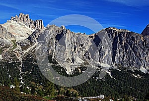 Laguazoi Grande, Cima Falzarego, Col de Bos, Rozes peaks