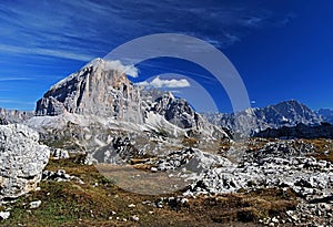 Laguazoi Piccolo, Laguazoi Grande, Cima Falzarego and Col de Bos peaks