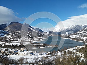 Lake Barrea lago pnalm italy