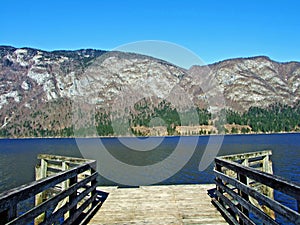 Lake Bohinj, Triglav national park Wocheiner See oder Bohinjsee ali Bohinjsko jezero, Triglavski narodni park