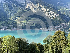 Lake Brienz between the mountain ranges of the Emmental Alps and Bernese Alps - Canton of Bern, Switzerland / Brienzersee