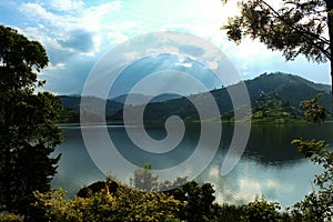 Lake bunyonyi, nice cloudy sky