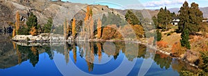 Lake dunstan reflection New Zealand