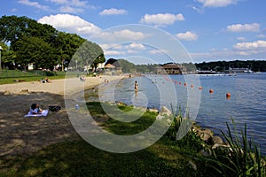 Lake Geneva Beach  800408