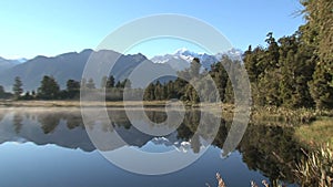 lake matheson in New-Zealand