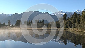 lake matheson in New-Zealand