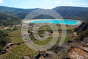 Lake of the Mirror of Venus (Pantelleria) photo