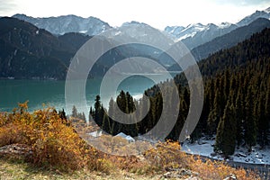 Lake & Mountain