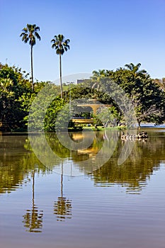 Lake in Redencao Park photo