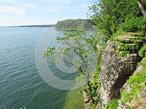 Lake side cliff in Missouri