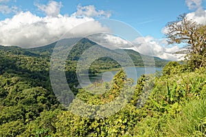 Tamblingan Lake in Bali photo